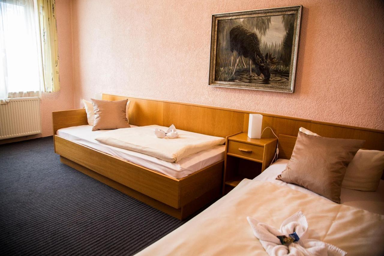 Hotel Stadt Peine Exterior photo